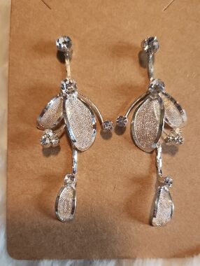 Silver Leaf Drop Dangle Earrings With Rhinestone Accent - Elegant Women Jewelry